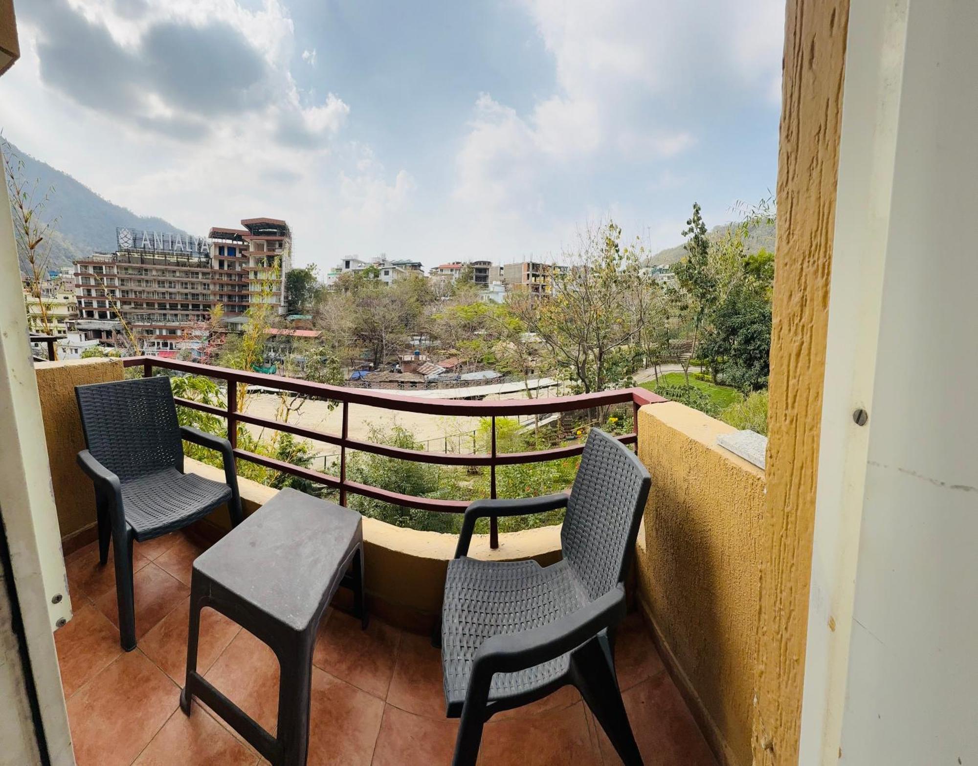 Luxury Aloha Majestic Apartments Rishīkesh Exterior foto